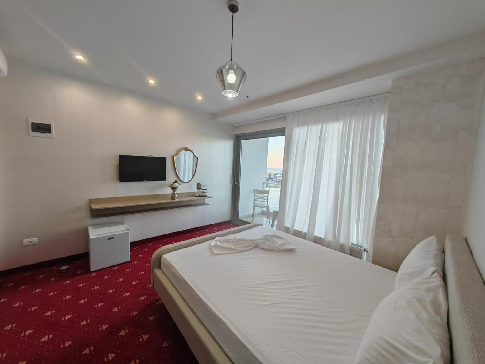 White Boutique Hotel- Eforie Nord Eksteriør bilde