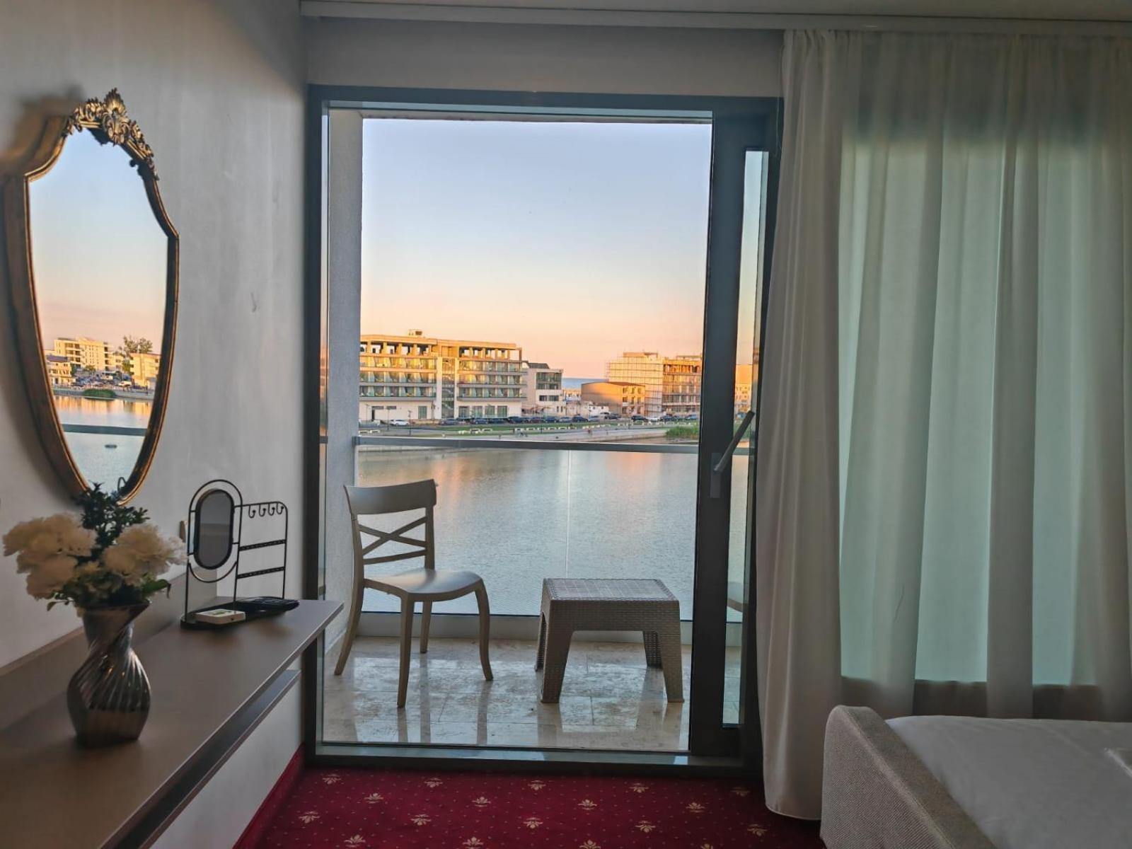 White Boutique Hotel- Eforie Nord Eksteriør bilde